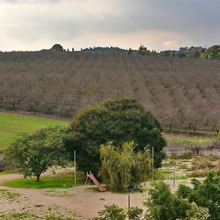 Pearl Of The Valley Hotel Kfar Tavor 외부 사진