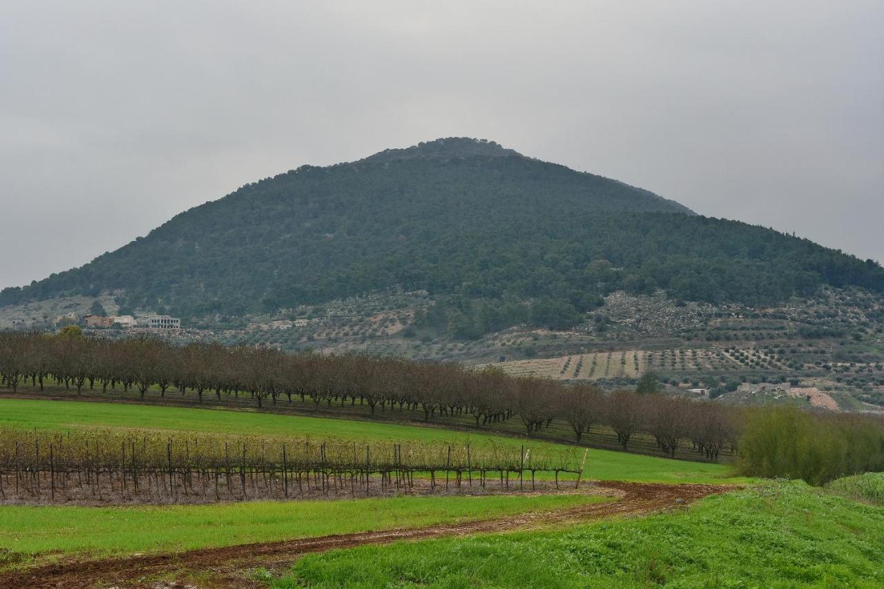 Pearl Of The Valley Hotel Kfar Tavor 외부 사진