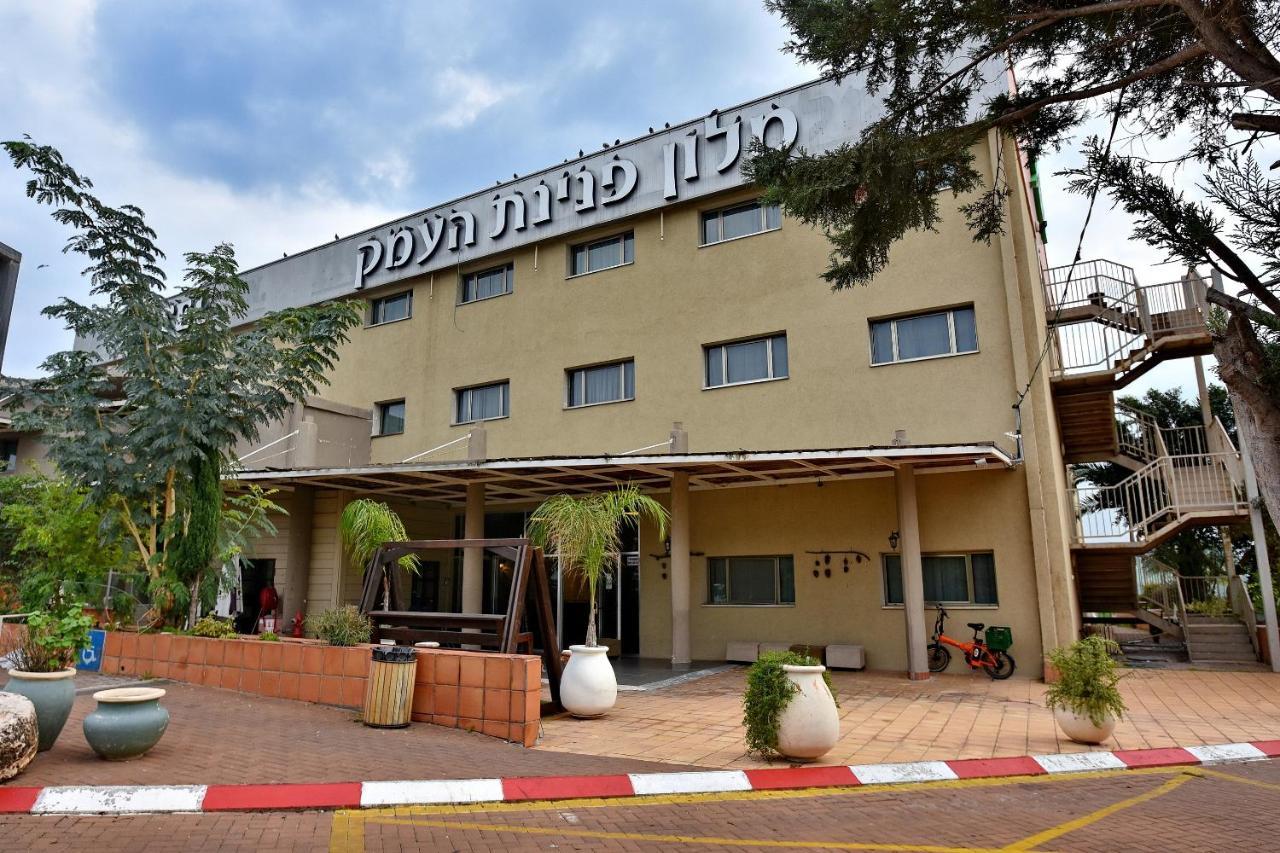 Pearl Of The Valley Hotel Kfar Tavor 외부 사진