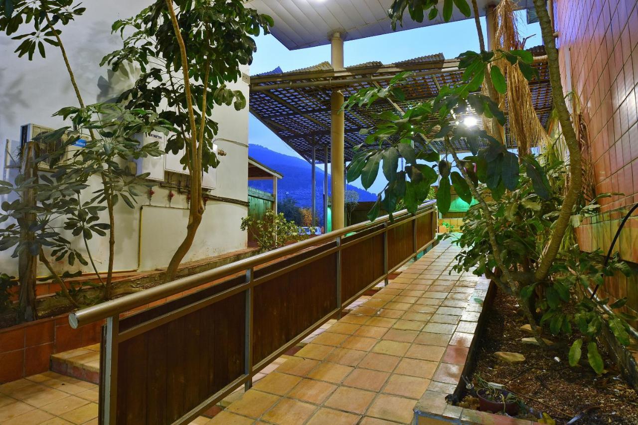Pearl Of The Valley Hotel Kfar Tavor 외부 사진